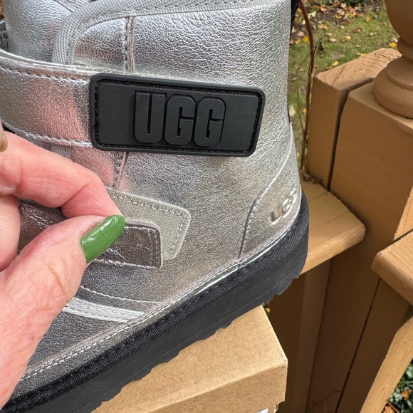 UGG K Neumel platform boots - Picture 10 of 15